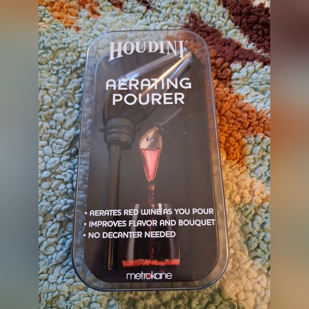 🍷 Houdini Aerating Pourer – Luxury Wine Experience